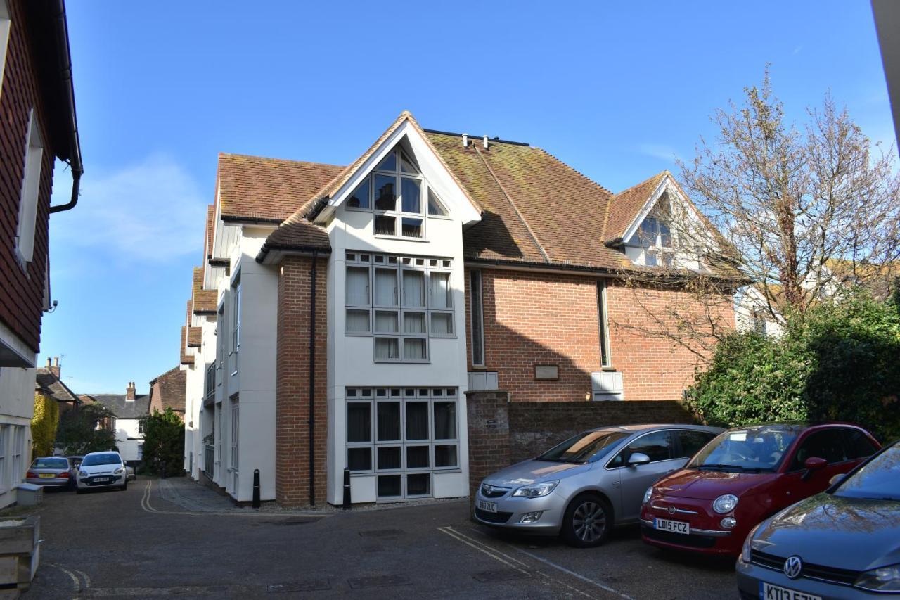 Super Funky Spire View Cottage - Free Gated Parking - Ultra Wifi Canterbury Exterior photo