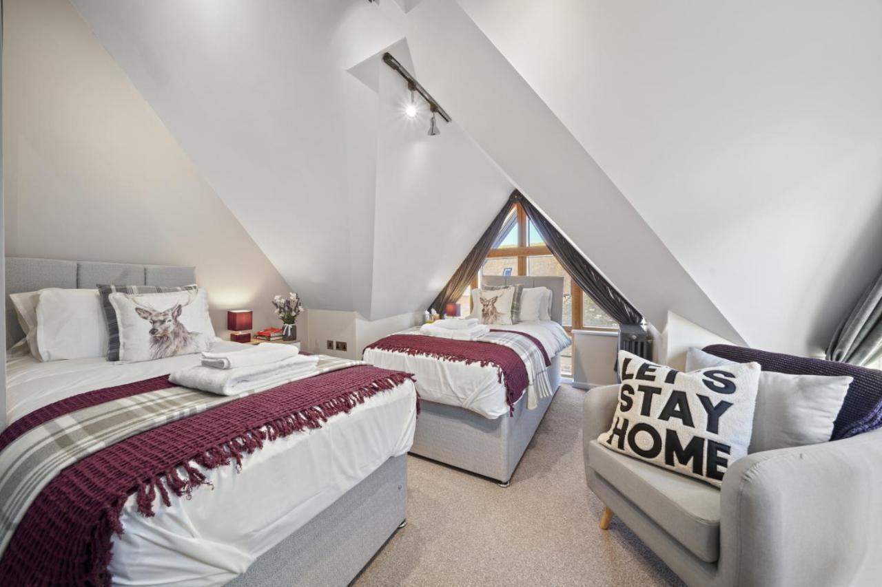 Super Funky Spire View Cottage - Free Gated Parking - Ultra Wifi Canterbury Exterior photo